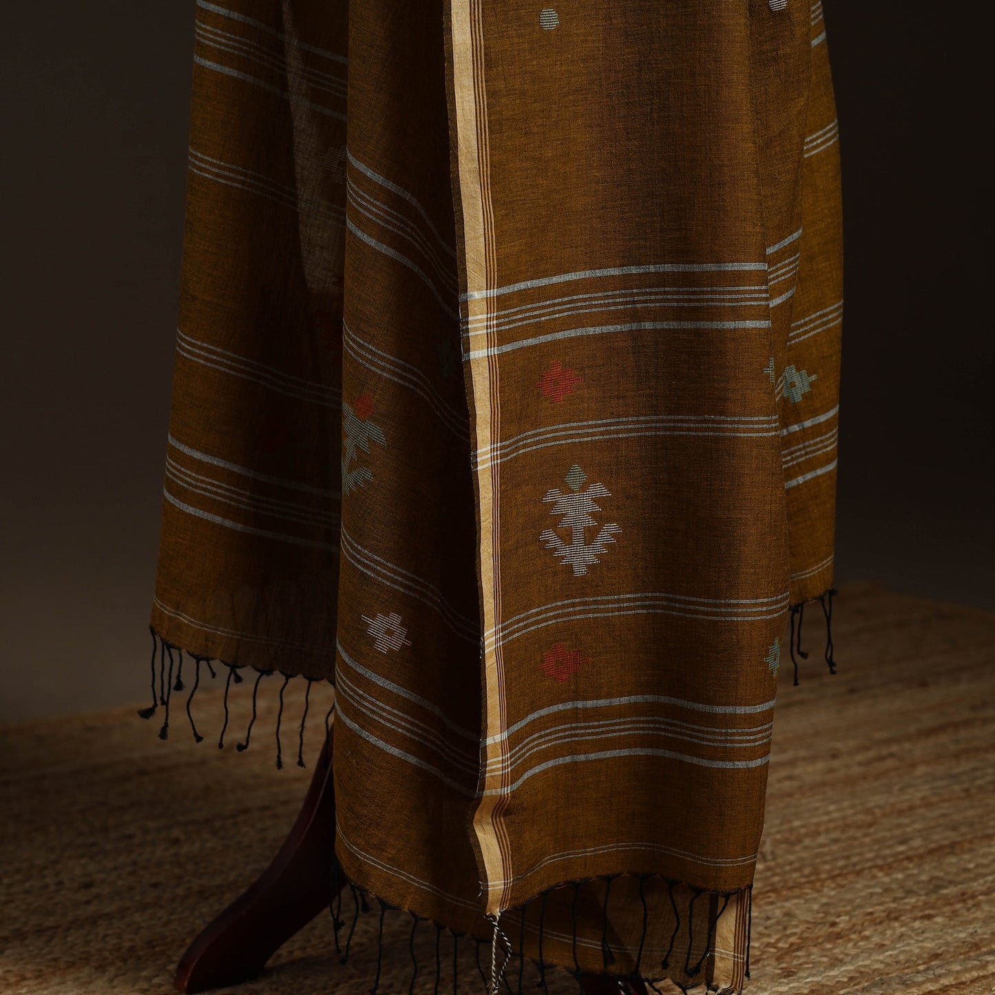 Handloom cotton burdwan jamdani dupatta 03 - handcrafted