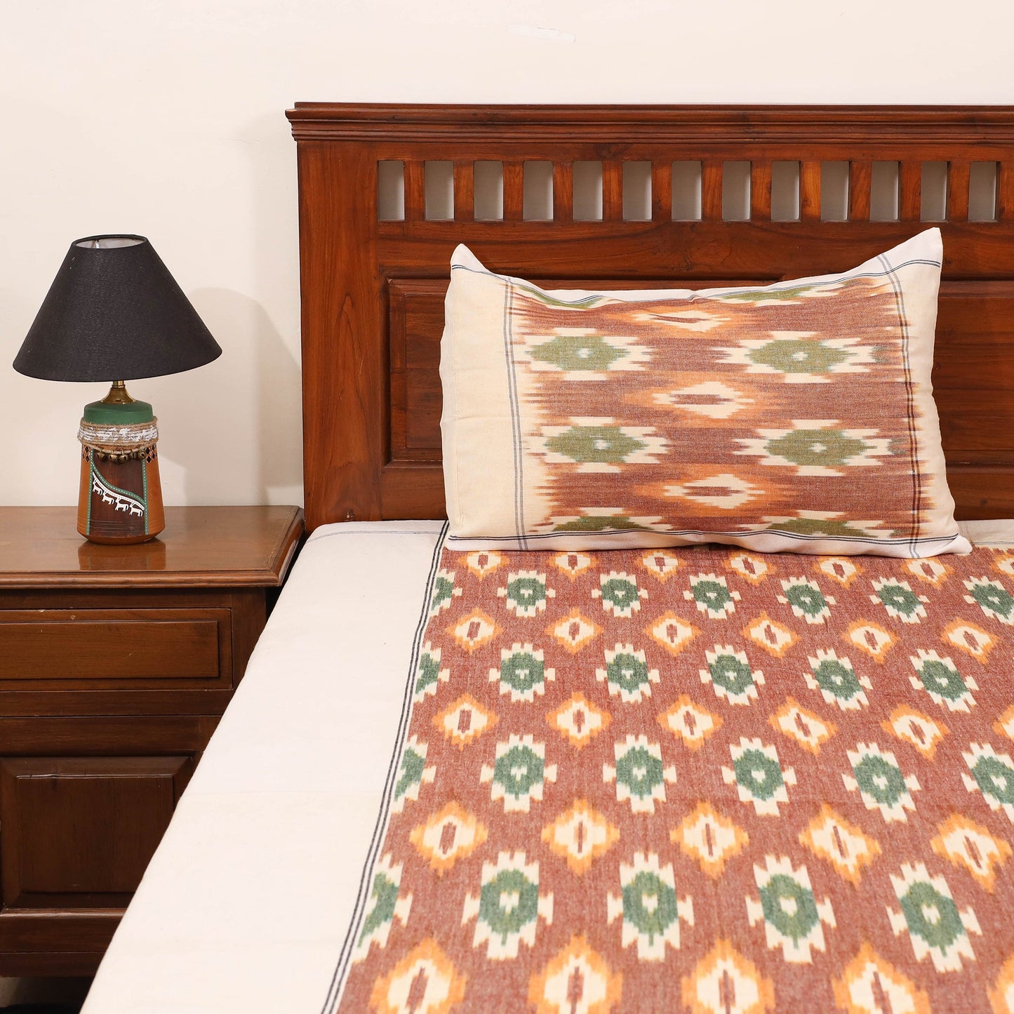 Brown - handloom cotton pochampally ikat double bedsheet