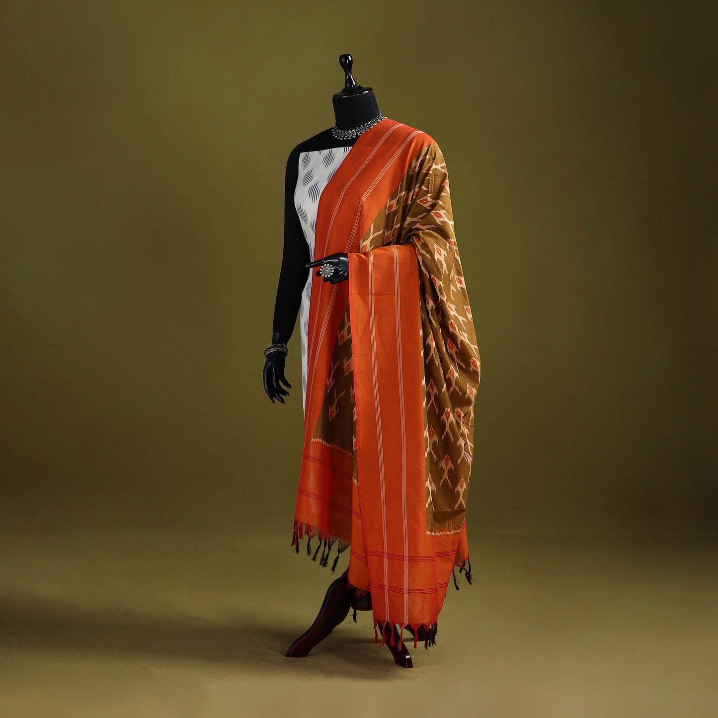 Handloom mercerised cotton pochampally ikat dupatta 17