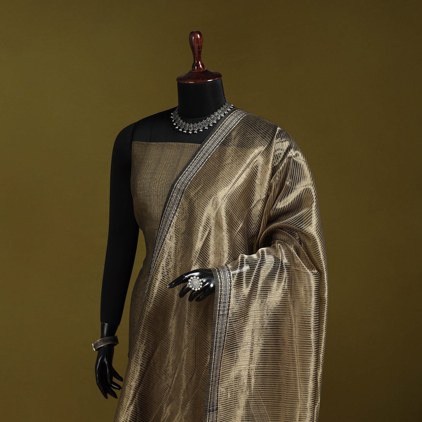 Handloom silk cotton tissue zari stripes maheshwari dupatta