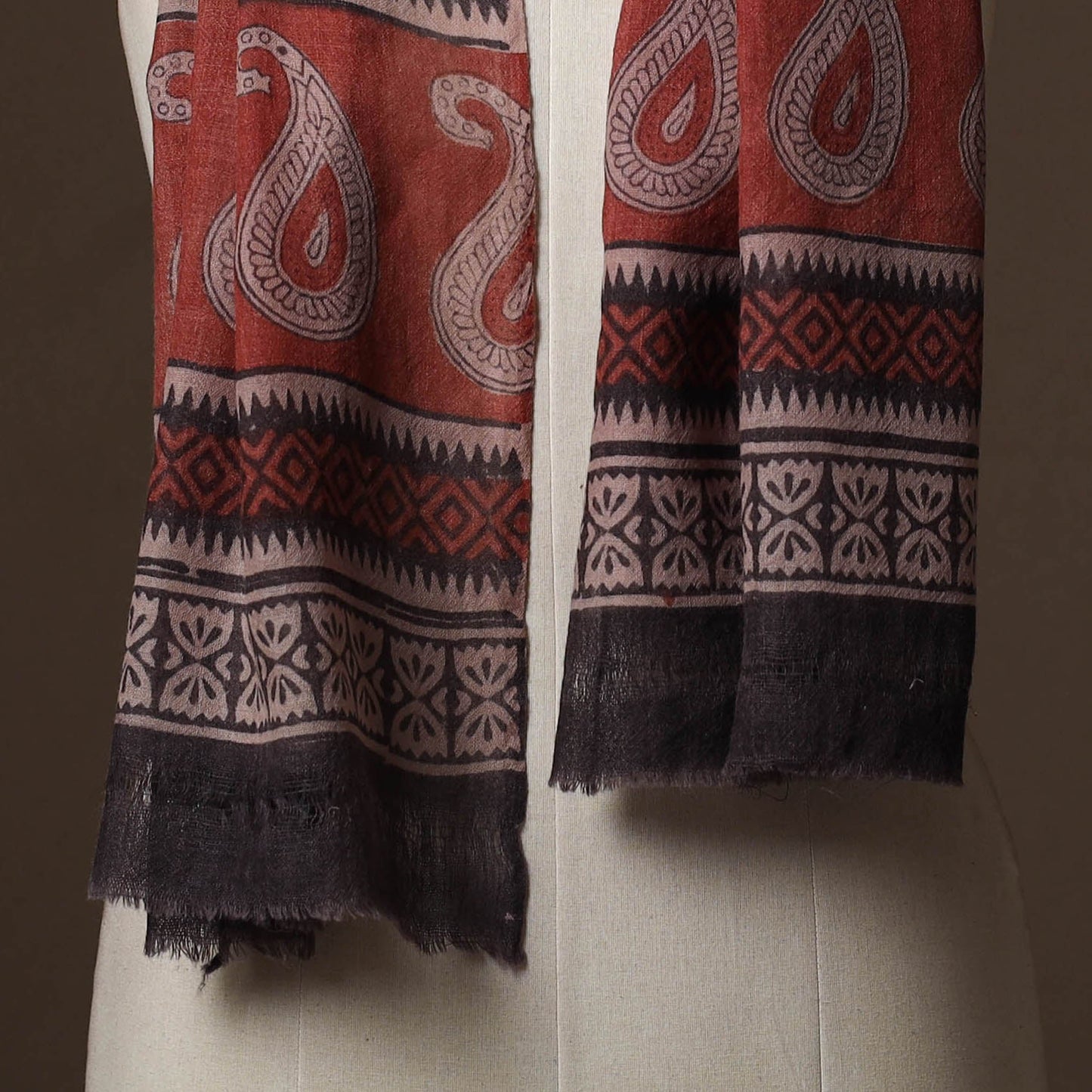Handloom woolen natural dyed bagru stole 01 - handcrafted