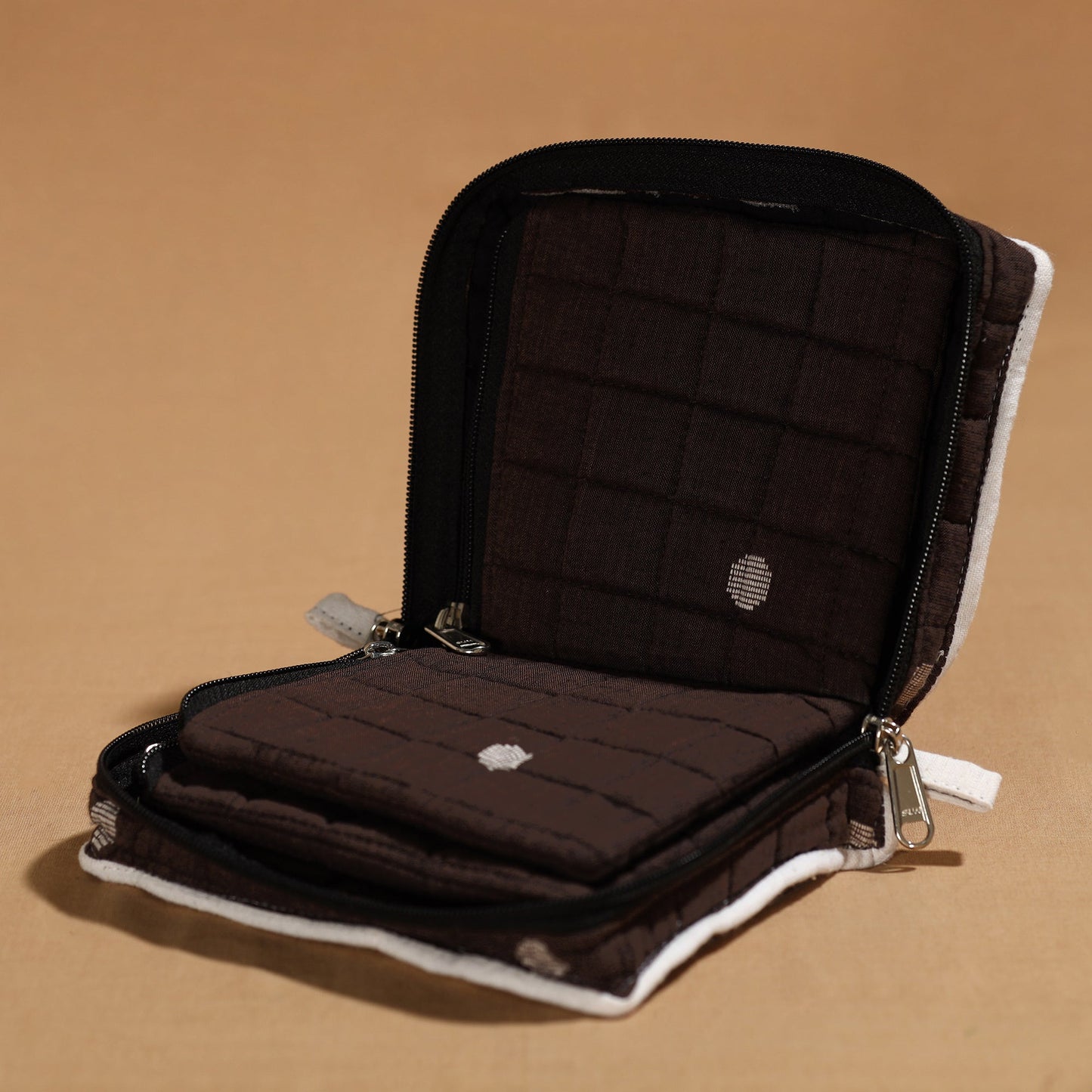 Brown Handmade 4 Pockets Cotton Jewelry Bag 04 