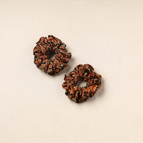 Brown - handmade cotton rubber bands/scrunchies (set of 2)