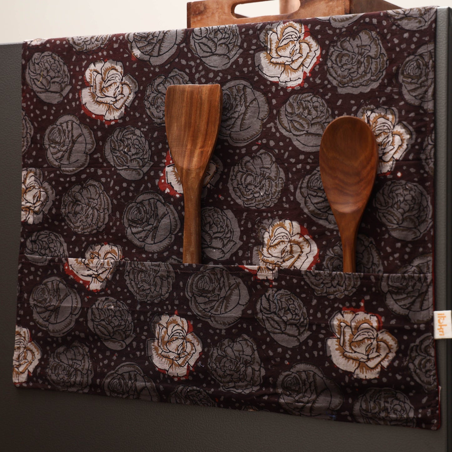 Handmade fridge top cover with multiple pockets 18