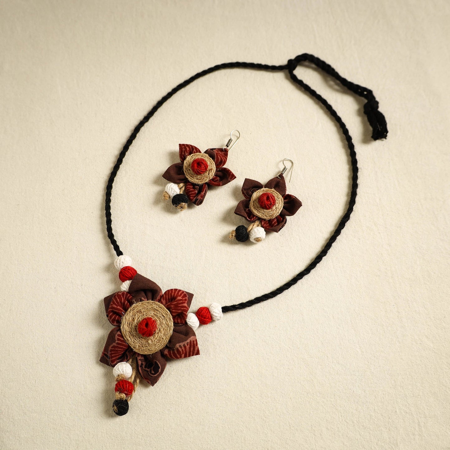 Buy Handmade Jute Fabart Necklace Set