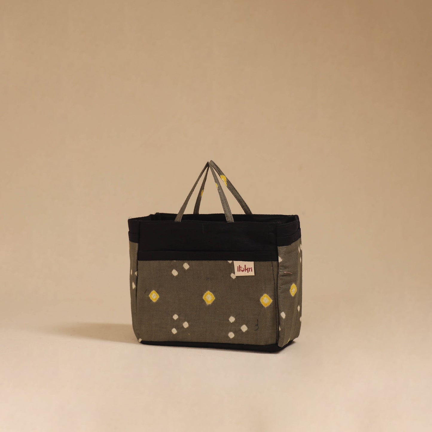 Handmade multipurpose cosmetic/toiletry bag 06 - handcrafted