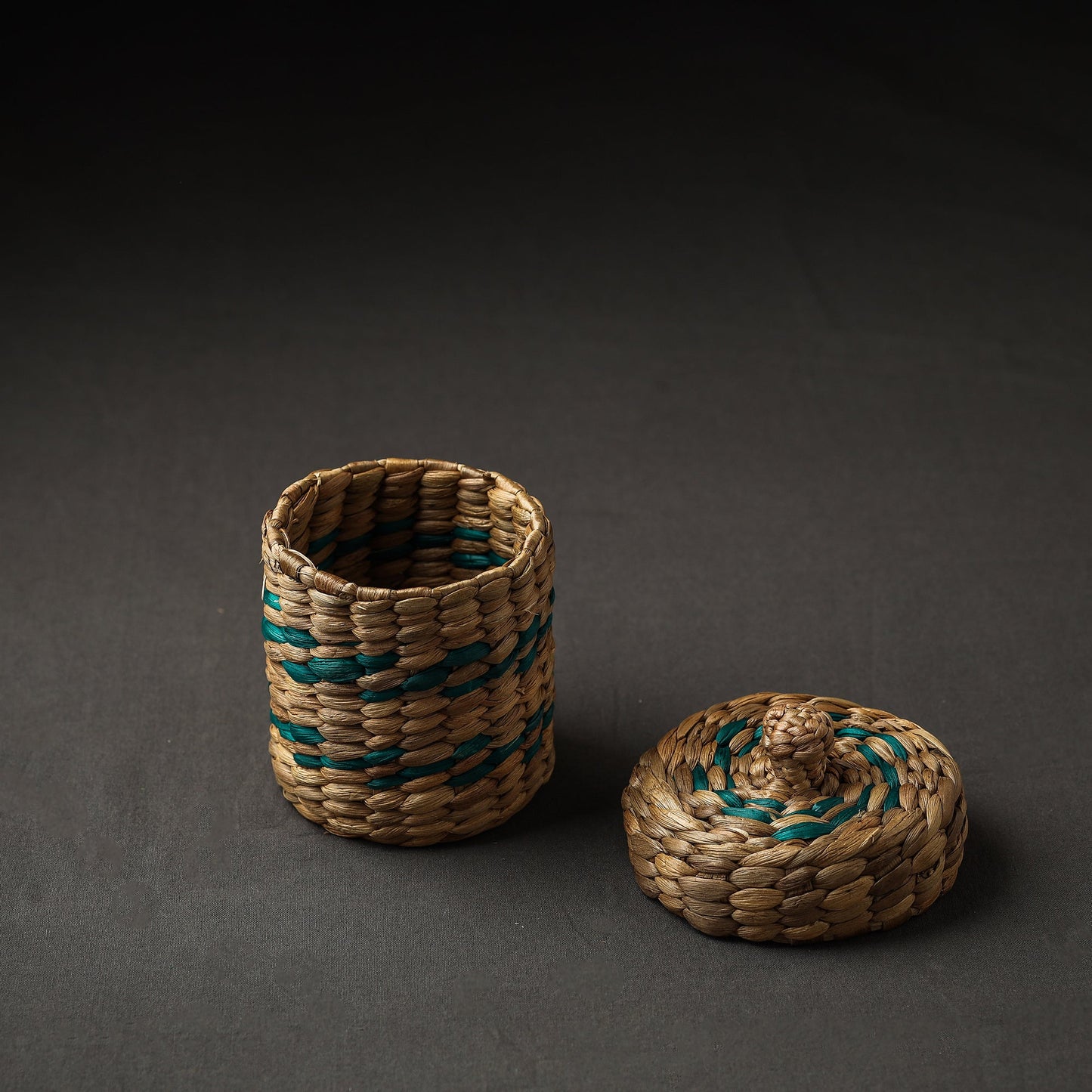 Handmade Organic Water Hyacinth Brown Utility Box (Small)