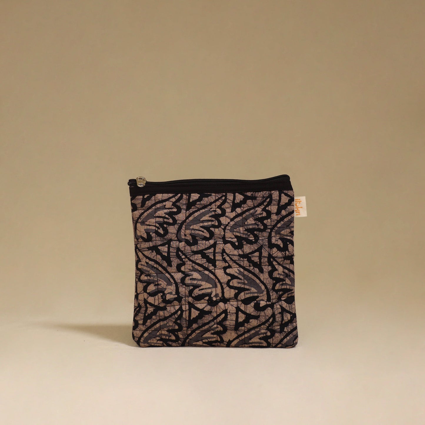 Handmade quilted utility pouch 07 - handcrafted