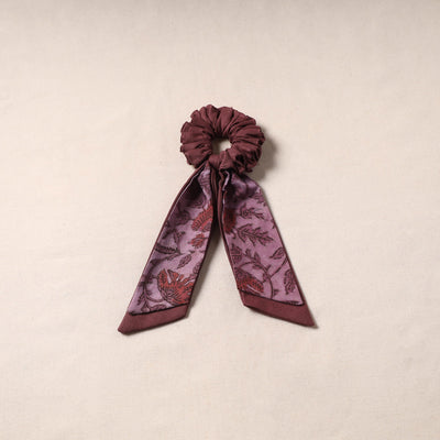 Handmade rubber band/scarf scrunchie 60 - handcrafted