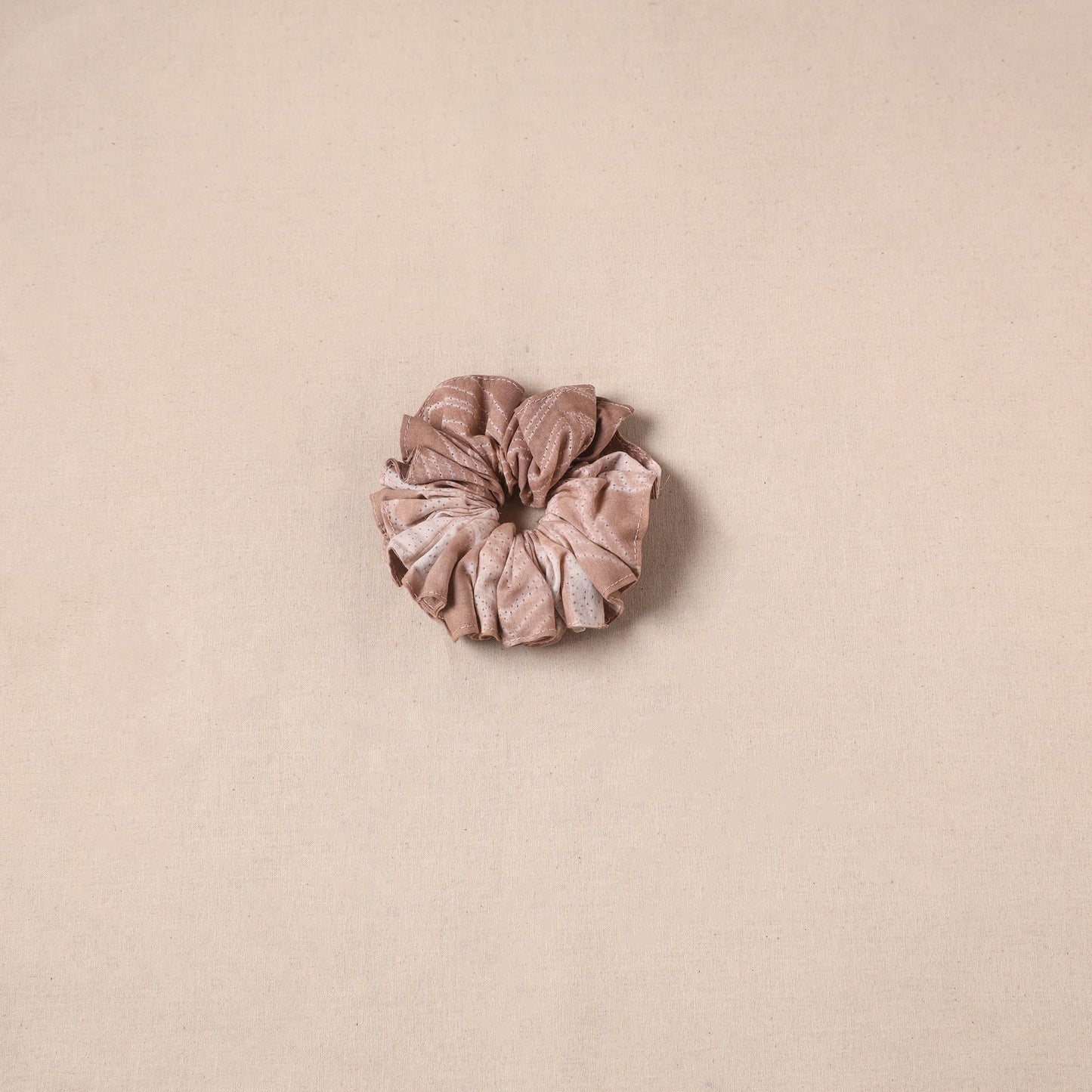 Handmade rubber band/scrunchie 140 - handcrafted