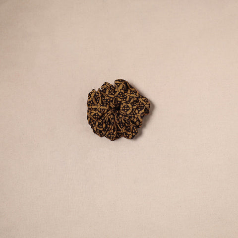 Handmade rubber band/scrunchie 155 - handcrafted