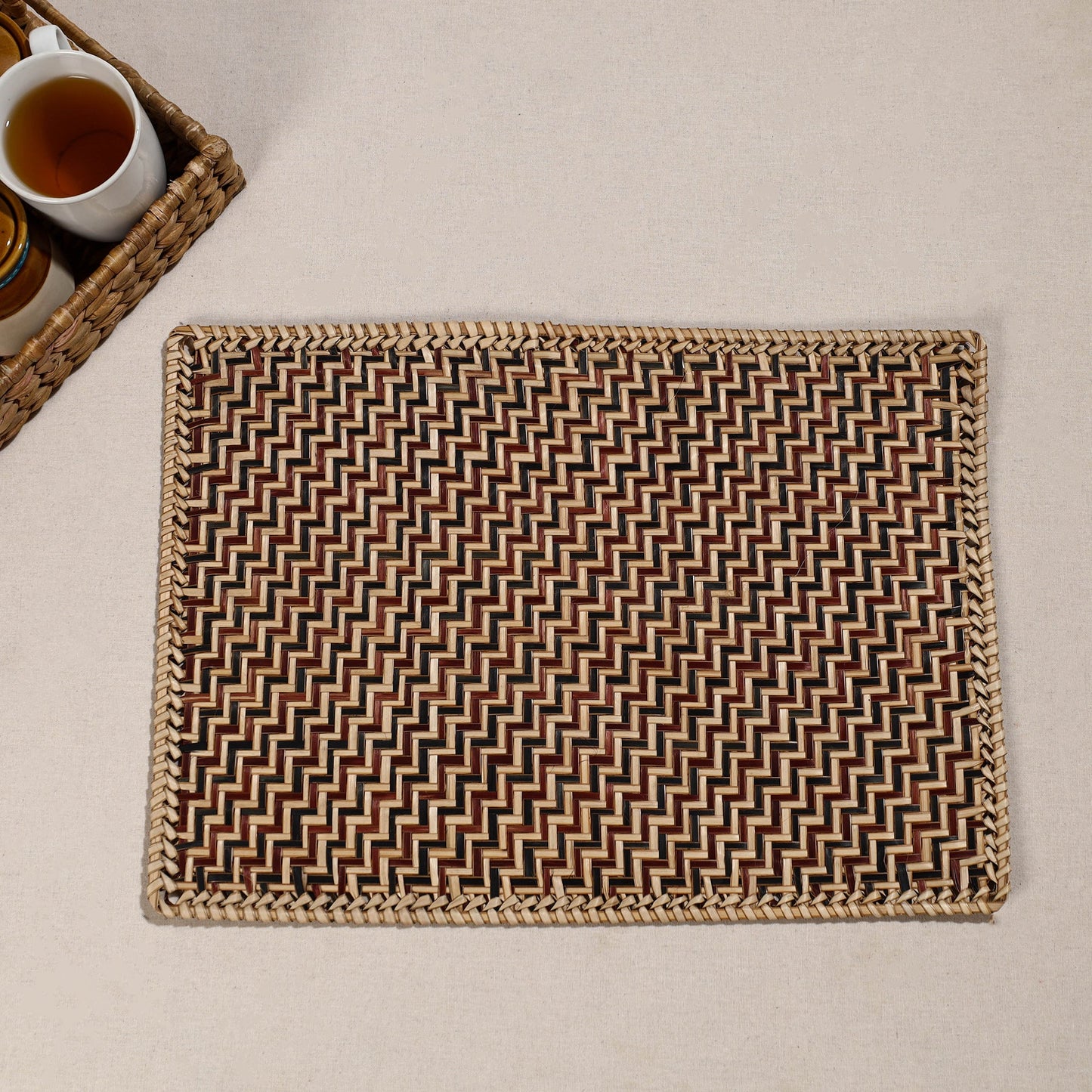  Brown Handmade Water Hyacinth Placemat with Border from Assam (18 x 13 in)