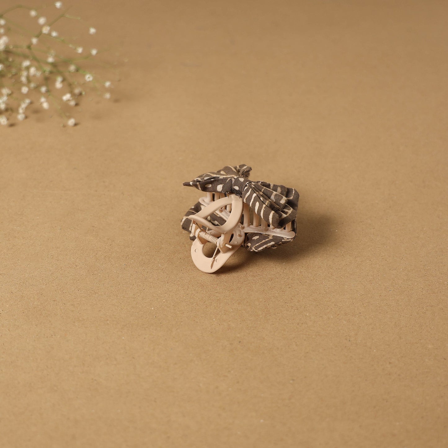 Brown - handmade women’s bow hair claw clip 56 - handcrafted