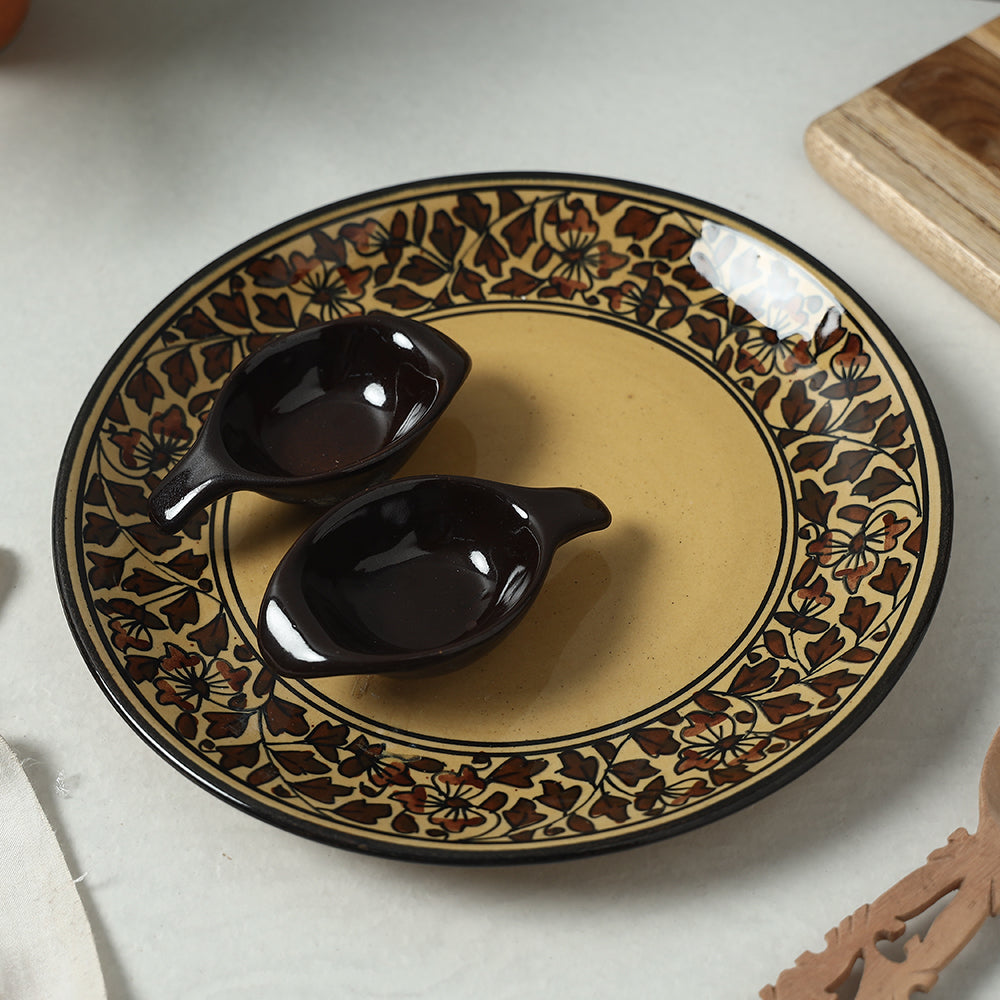 Handpainted Ceramic Chip-n-Dip Brown Platter with 2 Fixed Dip Bowls