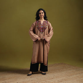 Handwoven aari hand embroidered kashmiri merino wool pheran