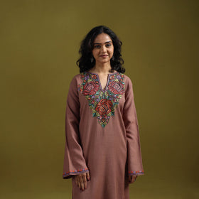 Handwoven aari hand embroidered kashmiri merino wool pheran
