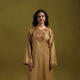 Handwoven sozni hand embroidered kashmiri merino wool