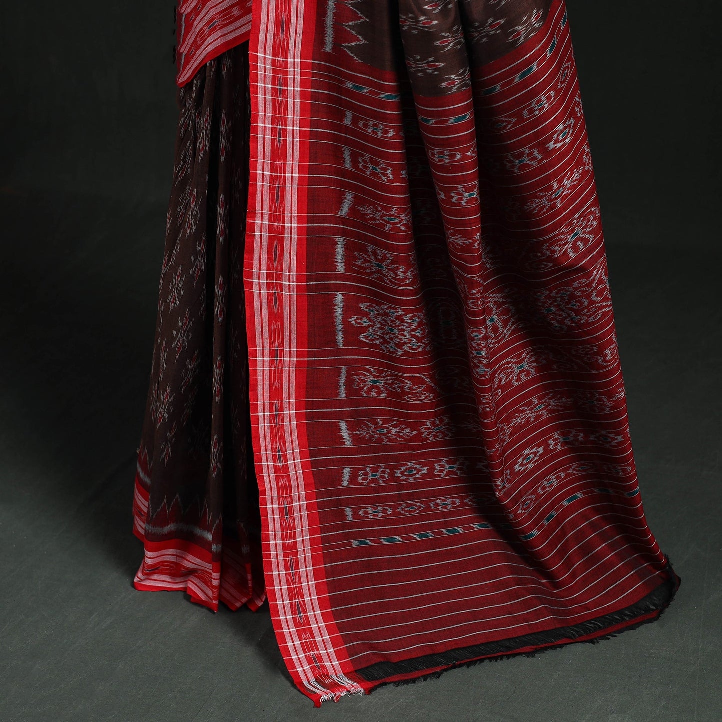 Ikat handloom cotton sambalpuri saree 34 - handcrafted