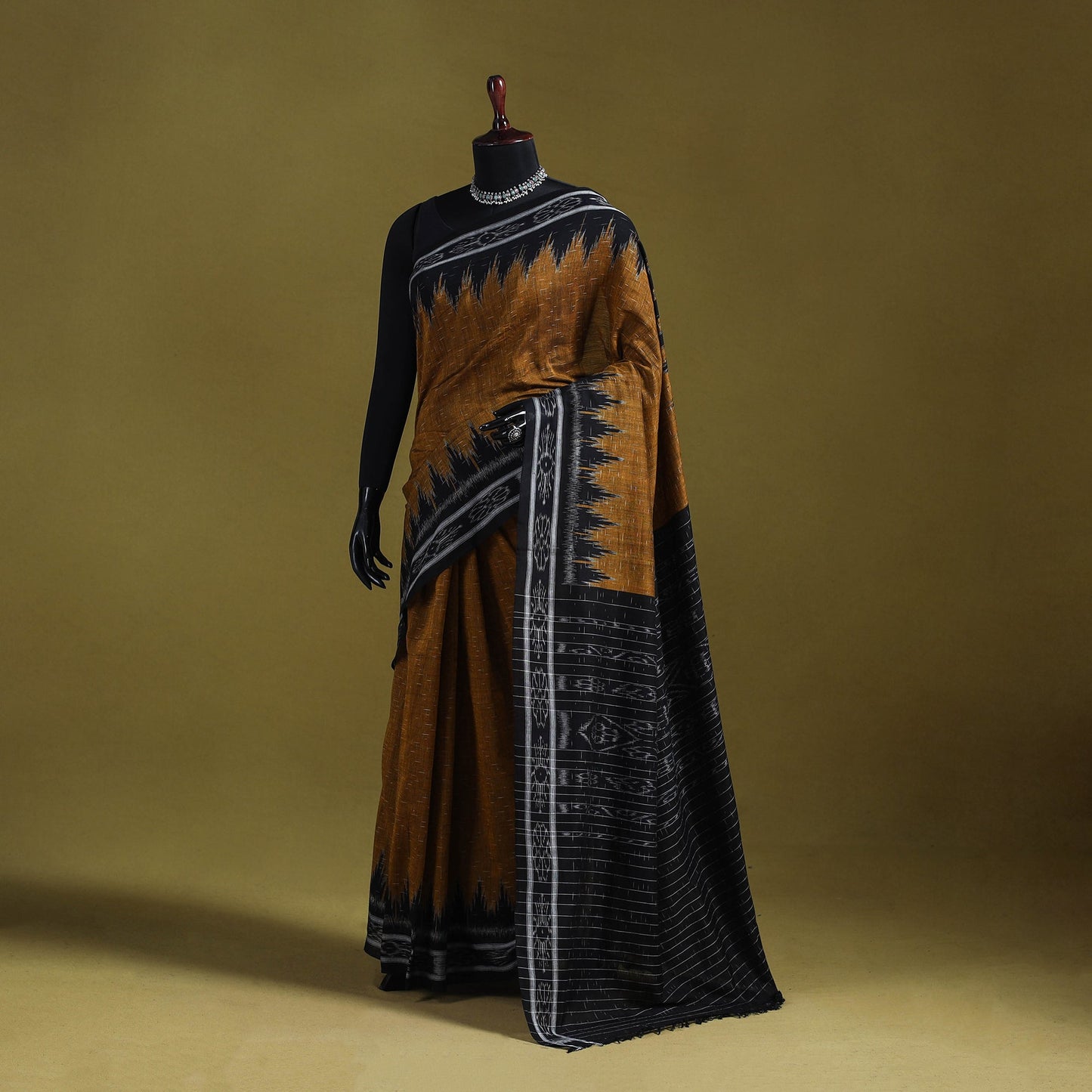 Ikat handloom pure cotton sambalpuri saree 04 - handcrafted