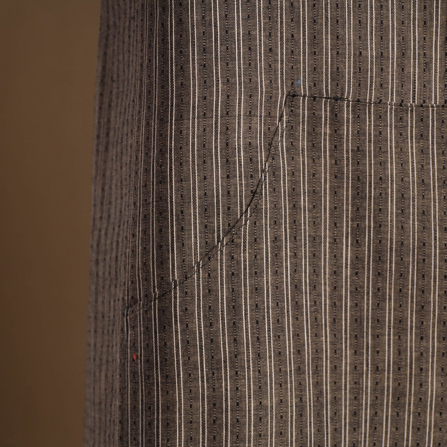 Brown Jacquard Weave Cotton Apron with Pocket