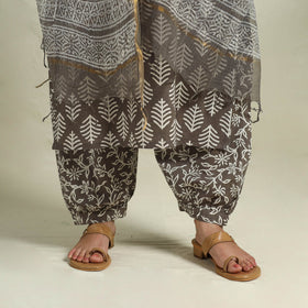 Buy Brown Jaipur Print Cotton Kurta Set