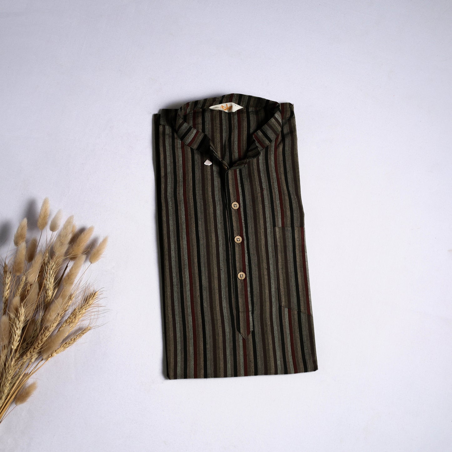 Jhiri handloom cotton short kurta for men 09 - handcrafted