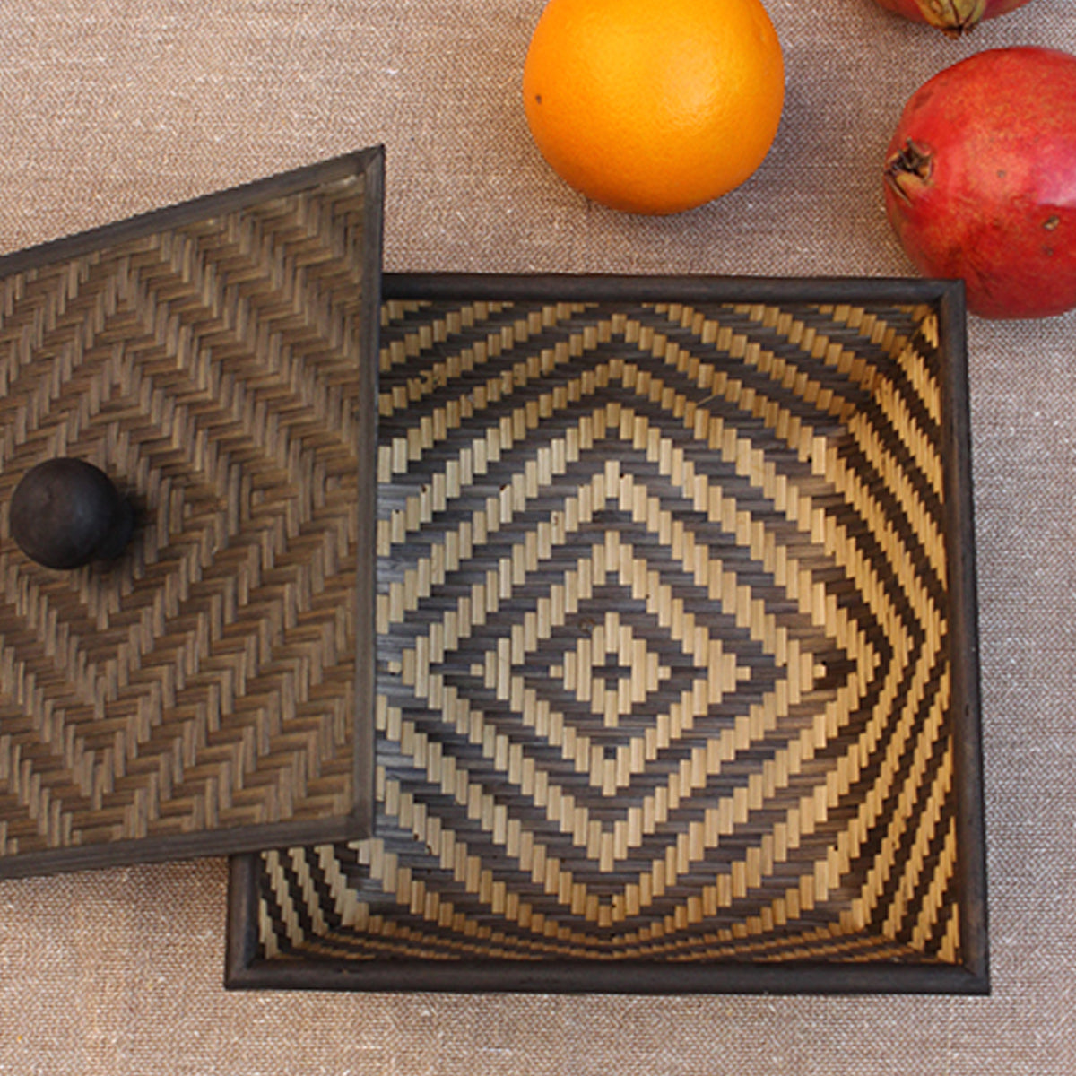  Brown Kadam Haat Handmade Bamboo Fruit Basket with Lid (Black) 