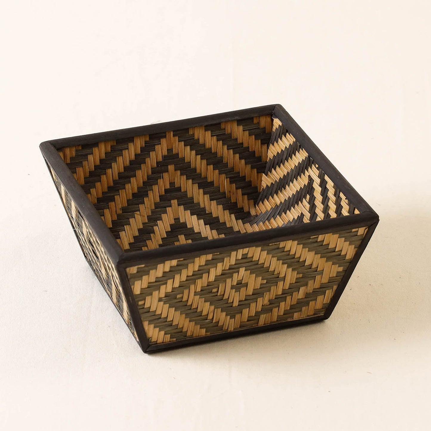  Brown Kadam Haat Handmade Bamboo Fruit Basket - Small (Black) 