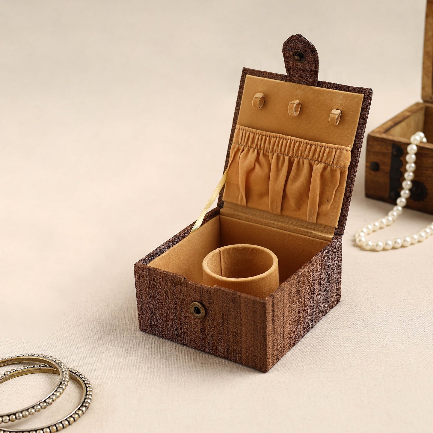 Brown Kalamkari Handpainted Ghicha Silk Bangle Box (Small)