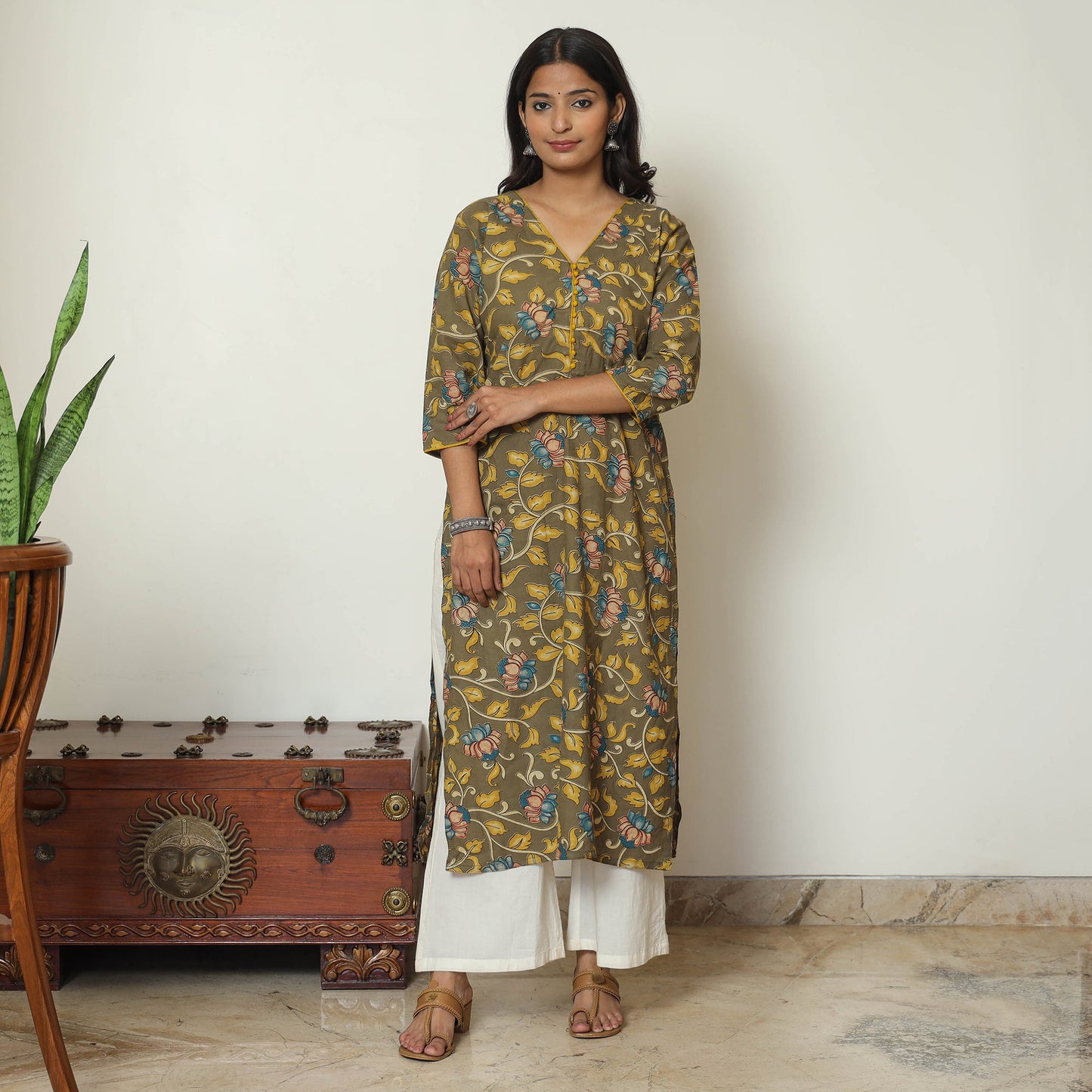 Buy Kalamkari Printed Cotton Straight Kurta 21 Online at iTokri.com