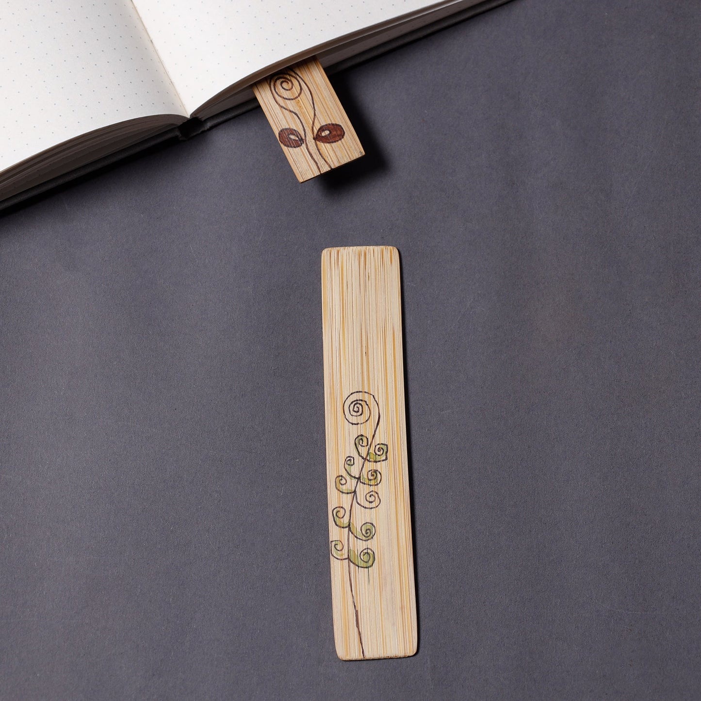 Buy Kerala Mural Handpainted Bamboo Bookmark Online l iTokri.com