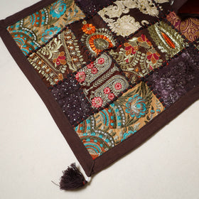Khambadiya patchwork table runner (71 x 16 in) 01