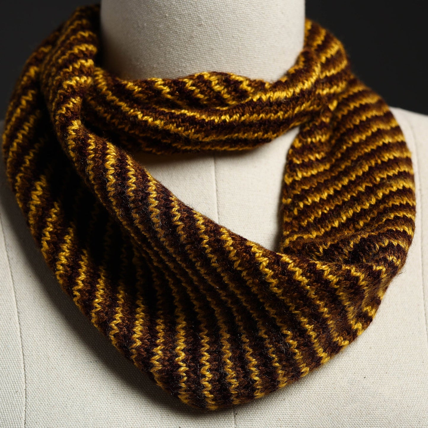  Kumaun Hand Knitted Woolen Neck Warmer