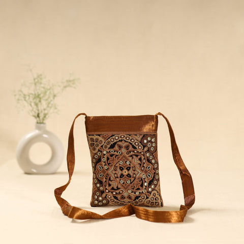 Kutch ahir hand embroidered sling bag 38 - handcrafted