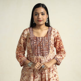 Buy Kutch Batik Printed Cotton Straight Kurta for Women