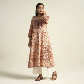 Buy Kutch Batik Printed Cotton Straight Kurta for Women