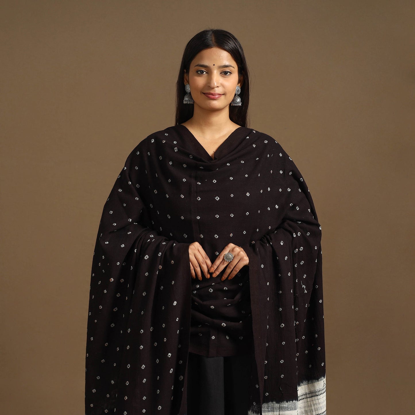 Kutch Bhujodi Handloom Bandhani Organic Kala Cotton Dupatta