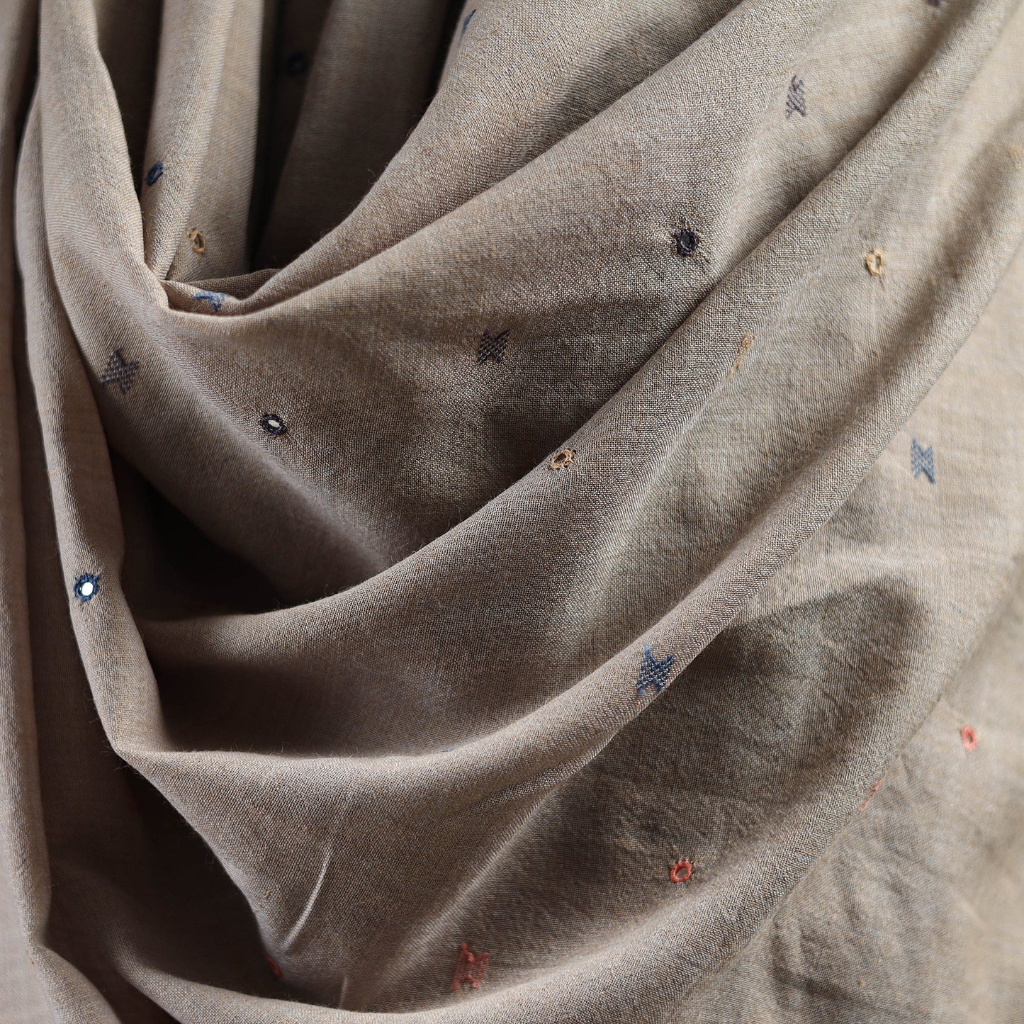 Kutch bhujodi mirror work handwoven merino wool shawl 32