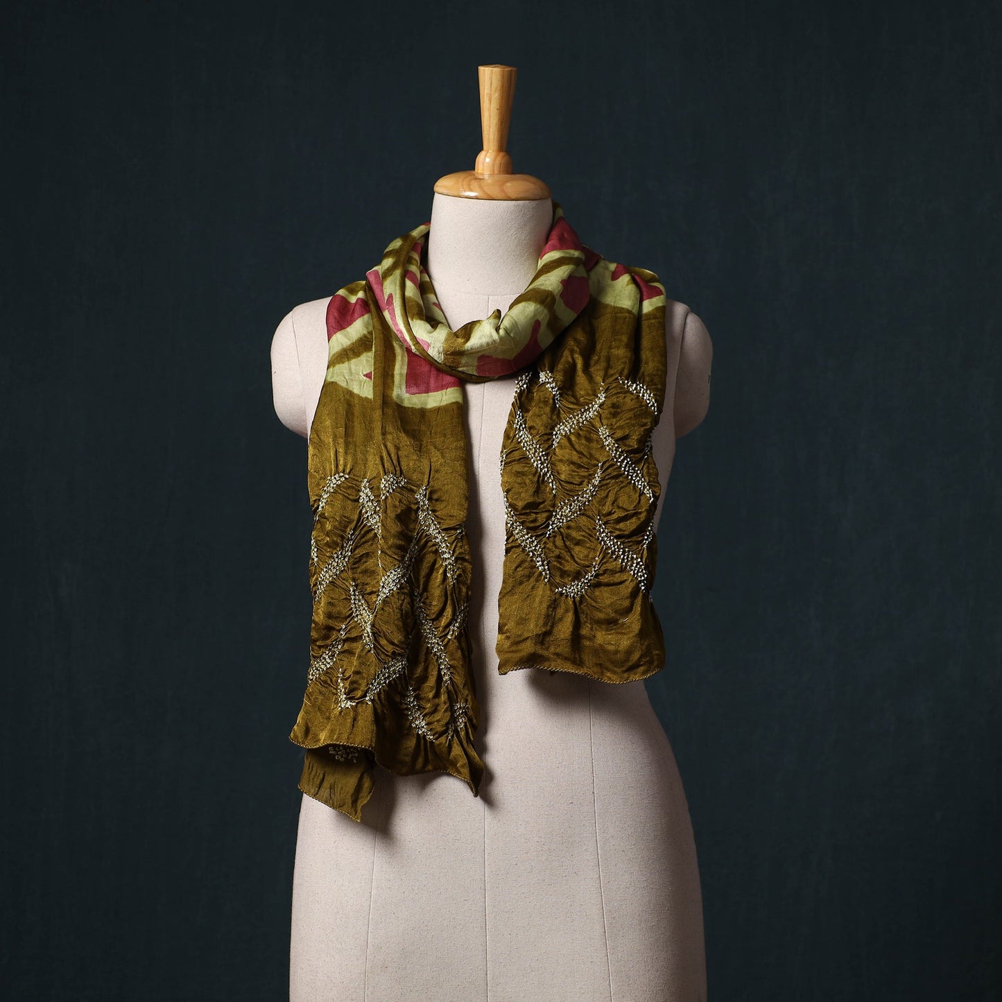 Kutch modal silk clamp dyed bandhani shibori stole 03