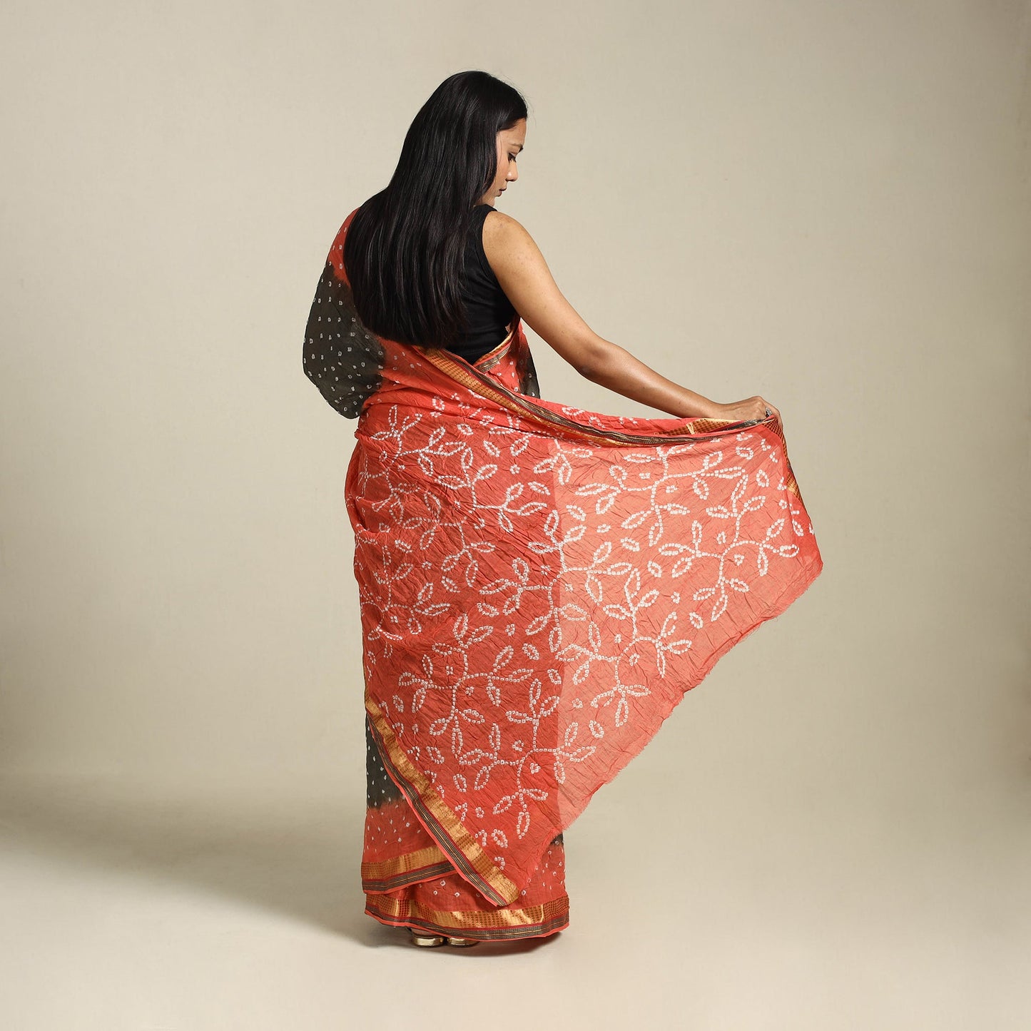 Brown Kutch Tie-Dye Cotton Bandhani Saree