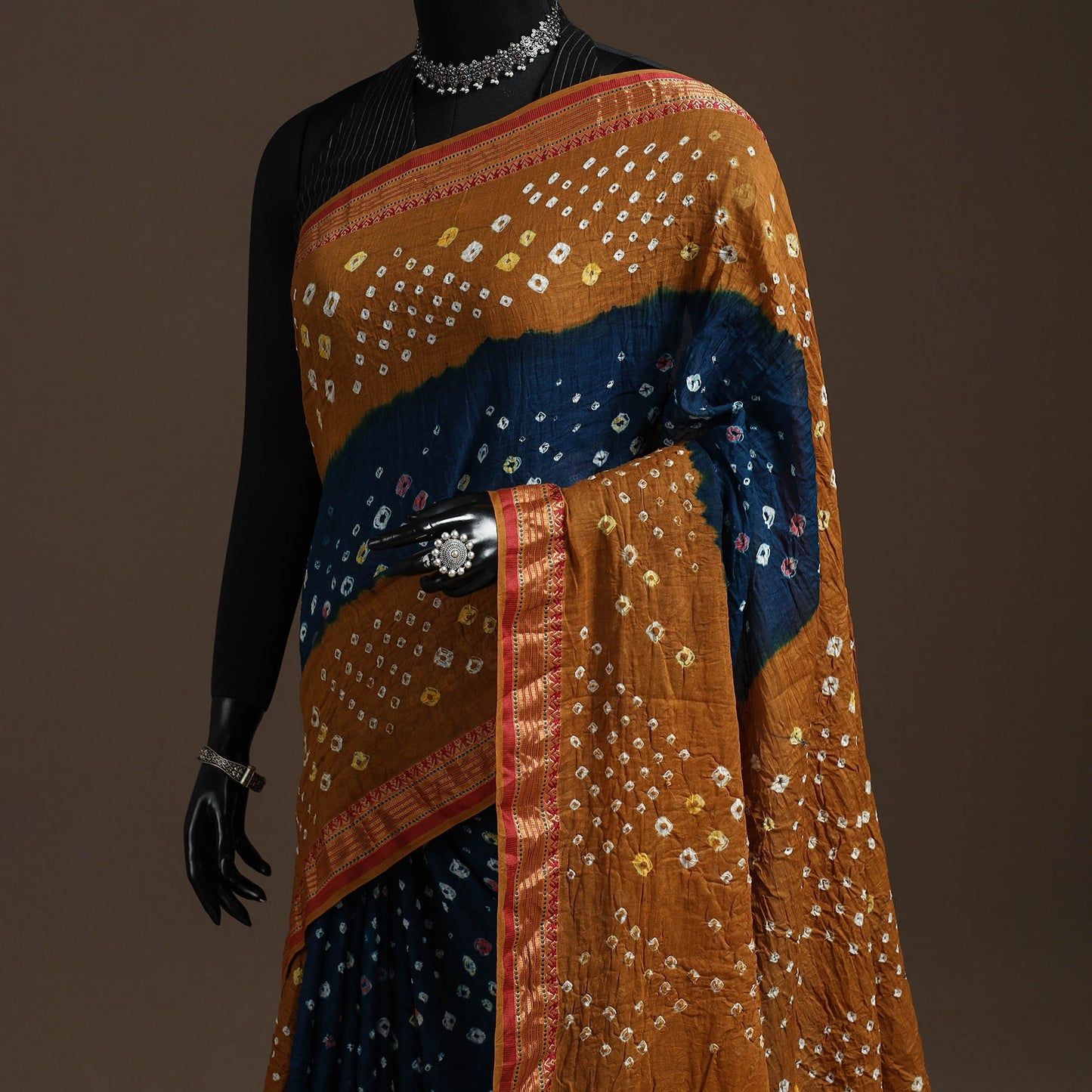 Kutch tie-dye cotton bandhani saree with blouse piece 04