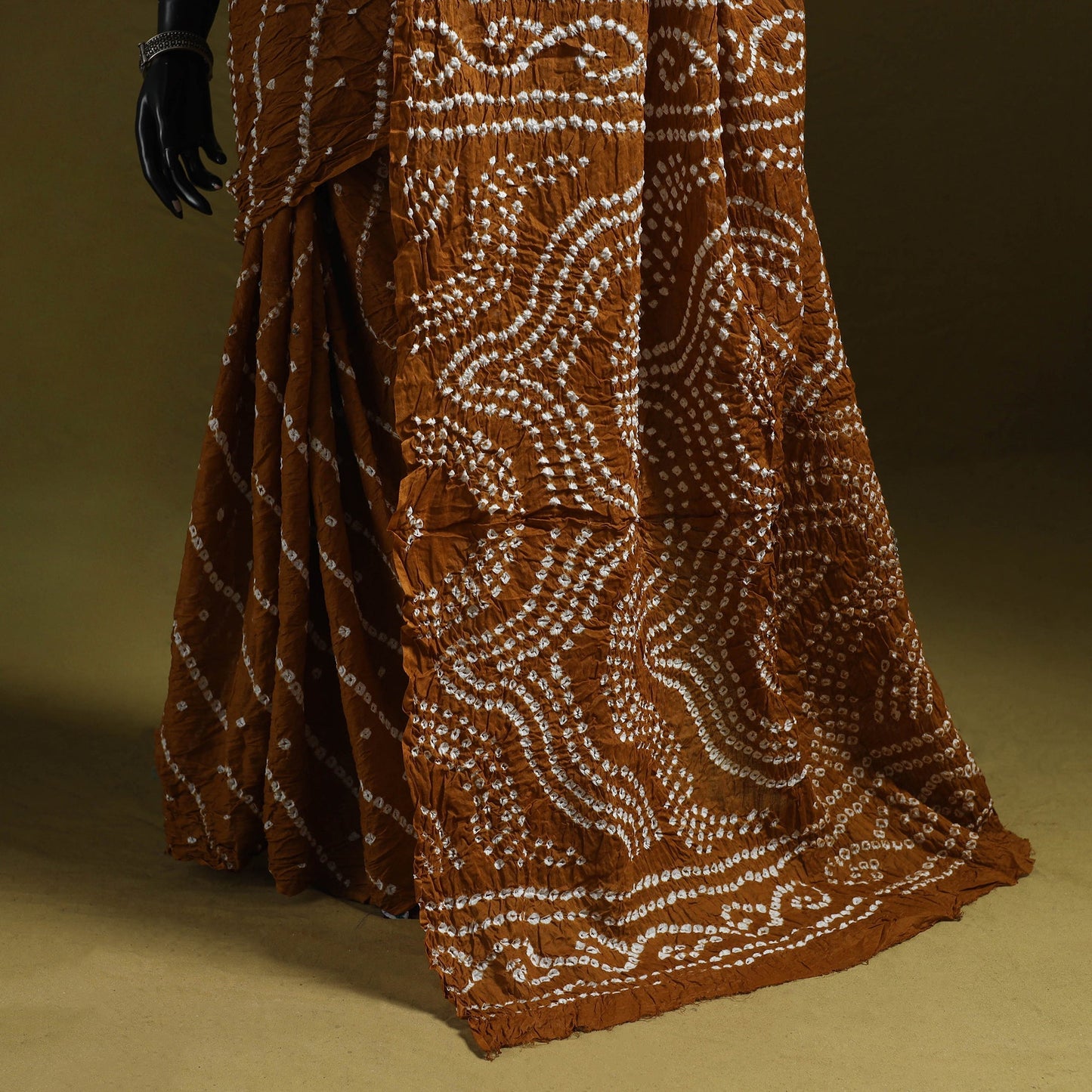Kutch tie-dye pure cotton bandhani saree 14 - handcrafted