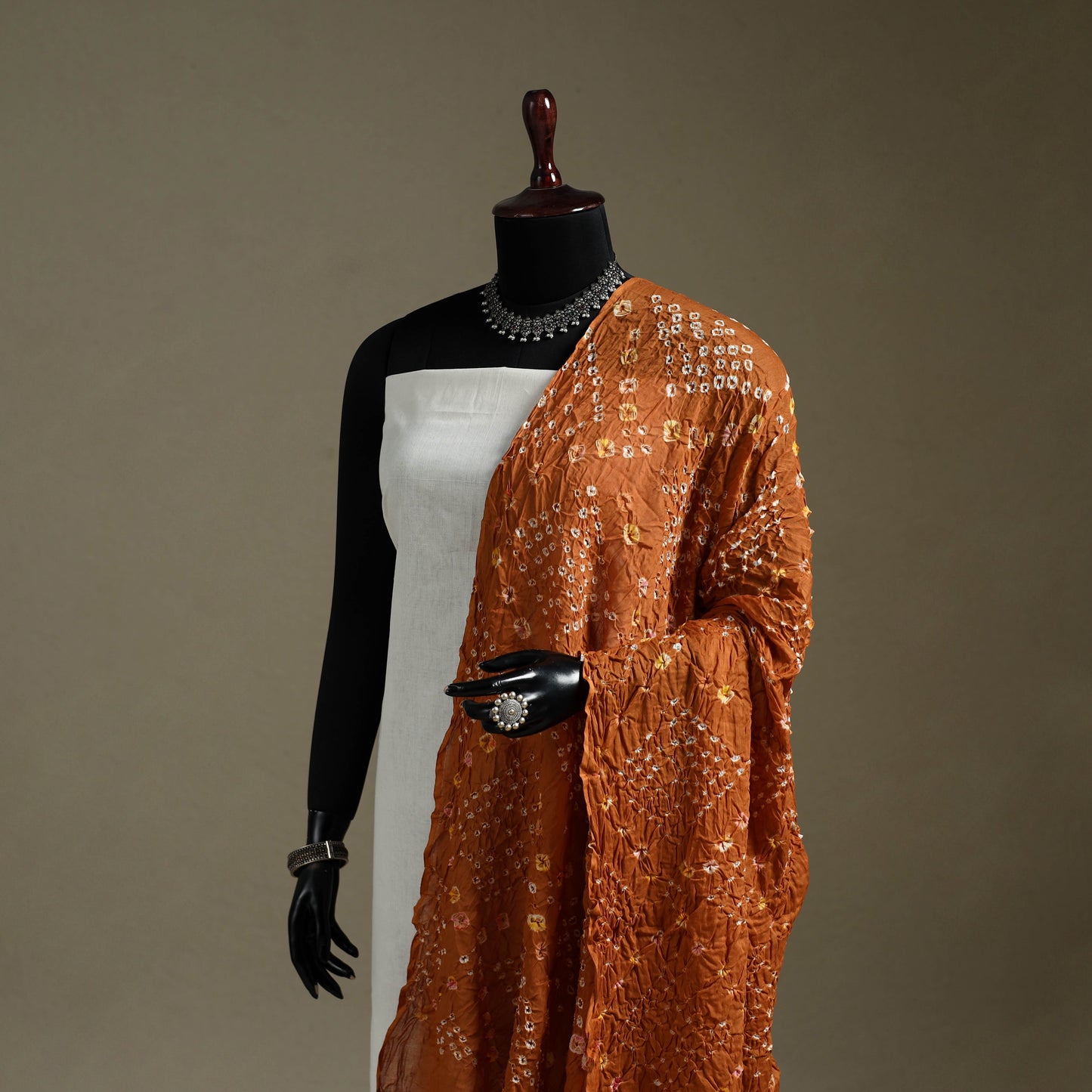 Kutch tie-dye mul cotton bandhani dupatta 06 - handcrafted