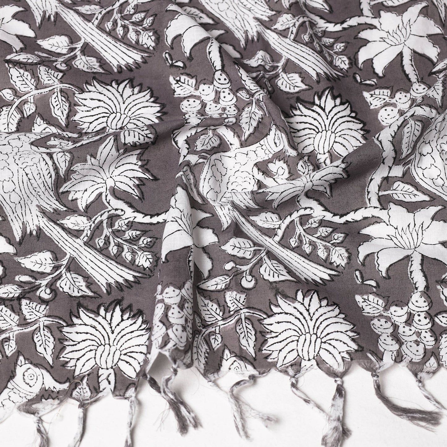  Lavender with White Mor & Flowers Sanganeri Block Printed Cotton Stole Online at iTokri.com