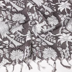  Lavender with White Mor & Flowers Sanganeri Block Printed Cotton Stole Online at iTokri.com