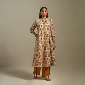 A-line cotton hand batik kurta for women 01 - handcrafted