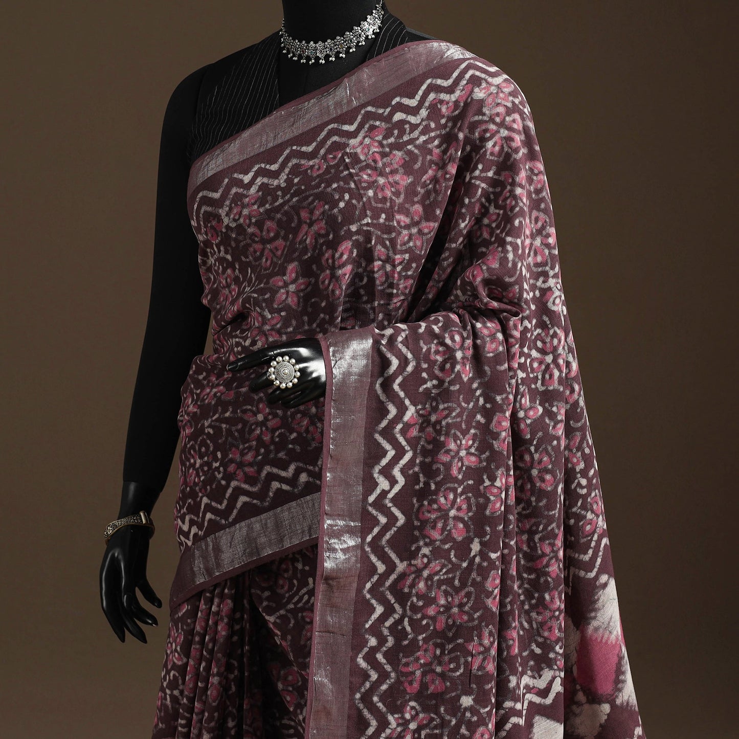 Linen hand batik saree with zari border 13 - handcrafted