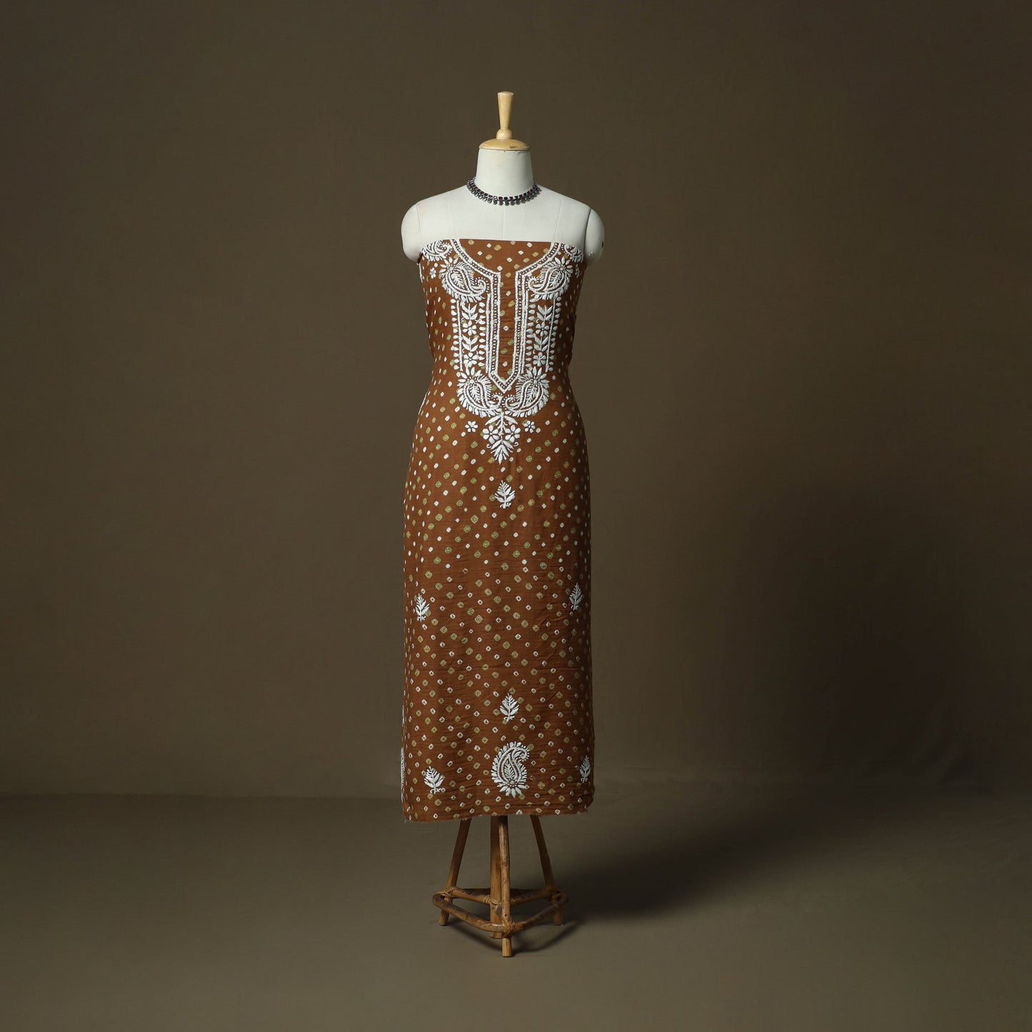 Lucknowi chikankari hand work bandhani unstitched kurta