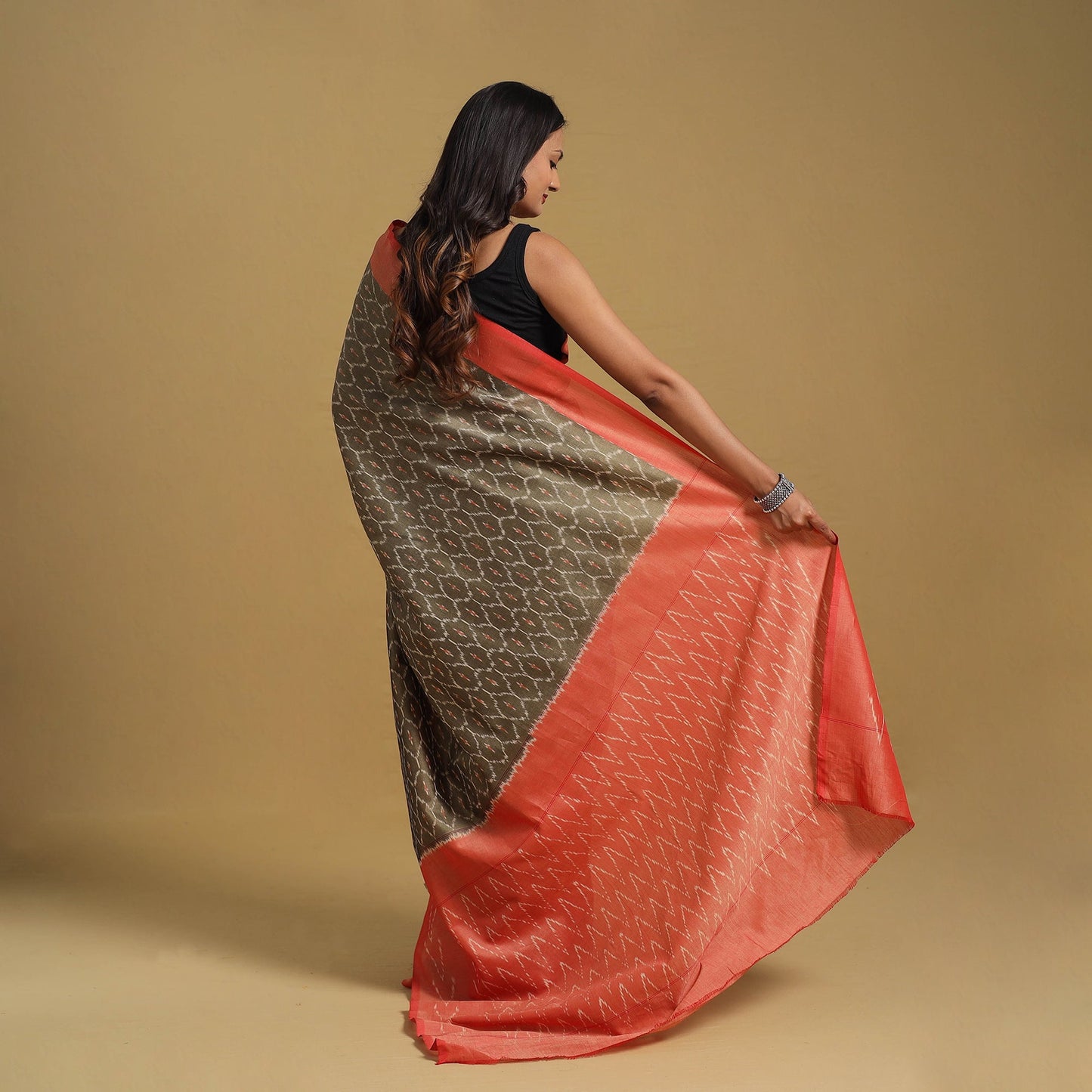 Brown Mercerised Cotton Handloom Pochampally Ikat Saree