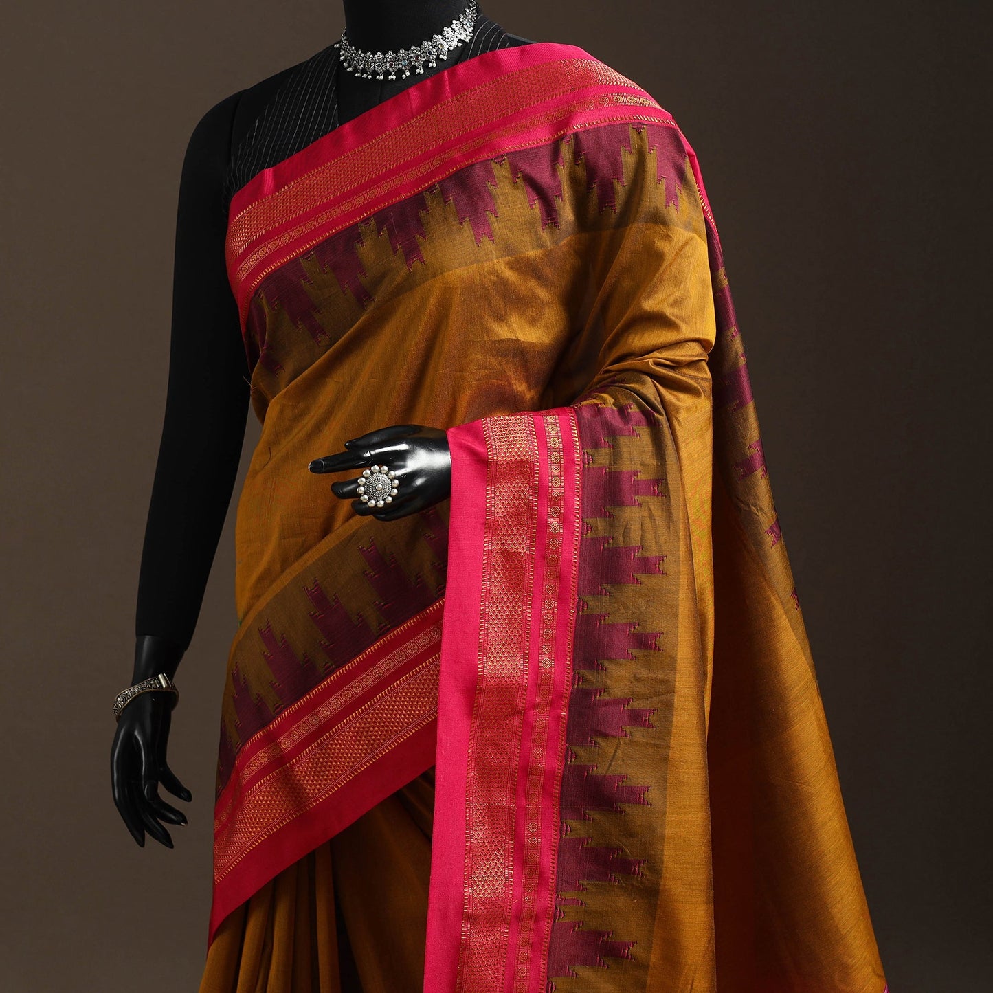 Mercerized cotton ilkal saree with chikki paras border 06